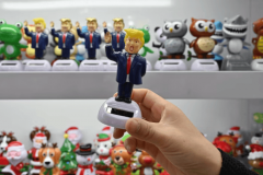 美国关税风暴下的中国“小商品之都”——义乌